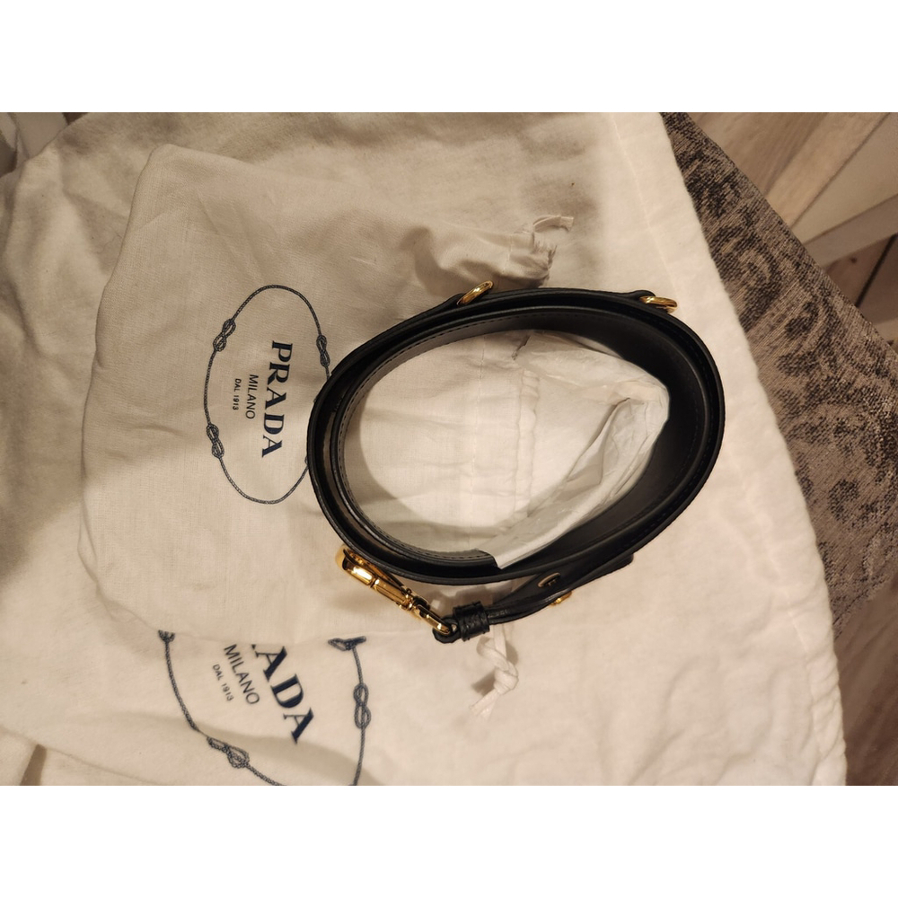 Prada Saffiano Black Monochrome Tote W/ Shoulder Strap - Excellent Condition - Picture 3 of 16